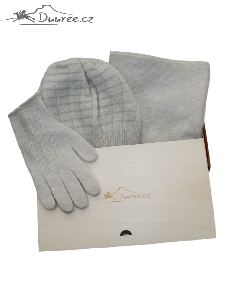 Geschenkset Isabella: Mütze, Handschuhe und Schal aus 100 % Kaschmir